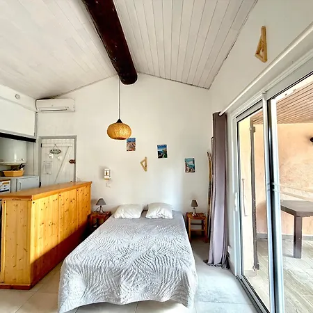 فيلة Occhiatana, Santa Giulia *