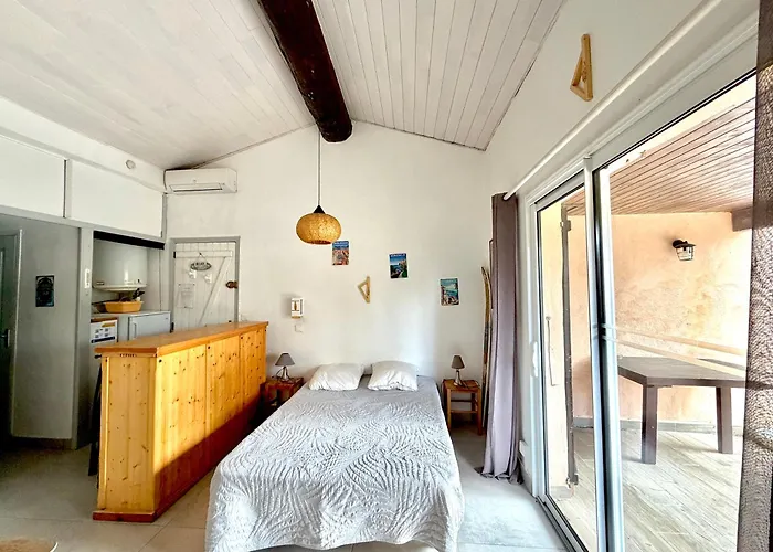 Βίλα Occhiatana, Santa Giulia *